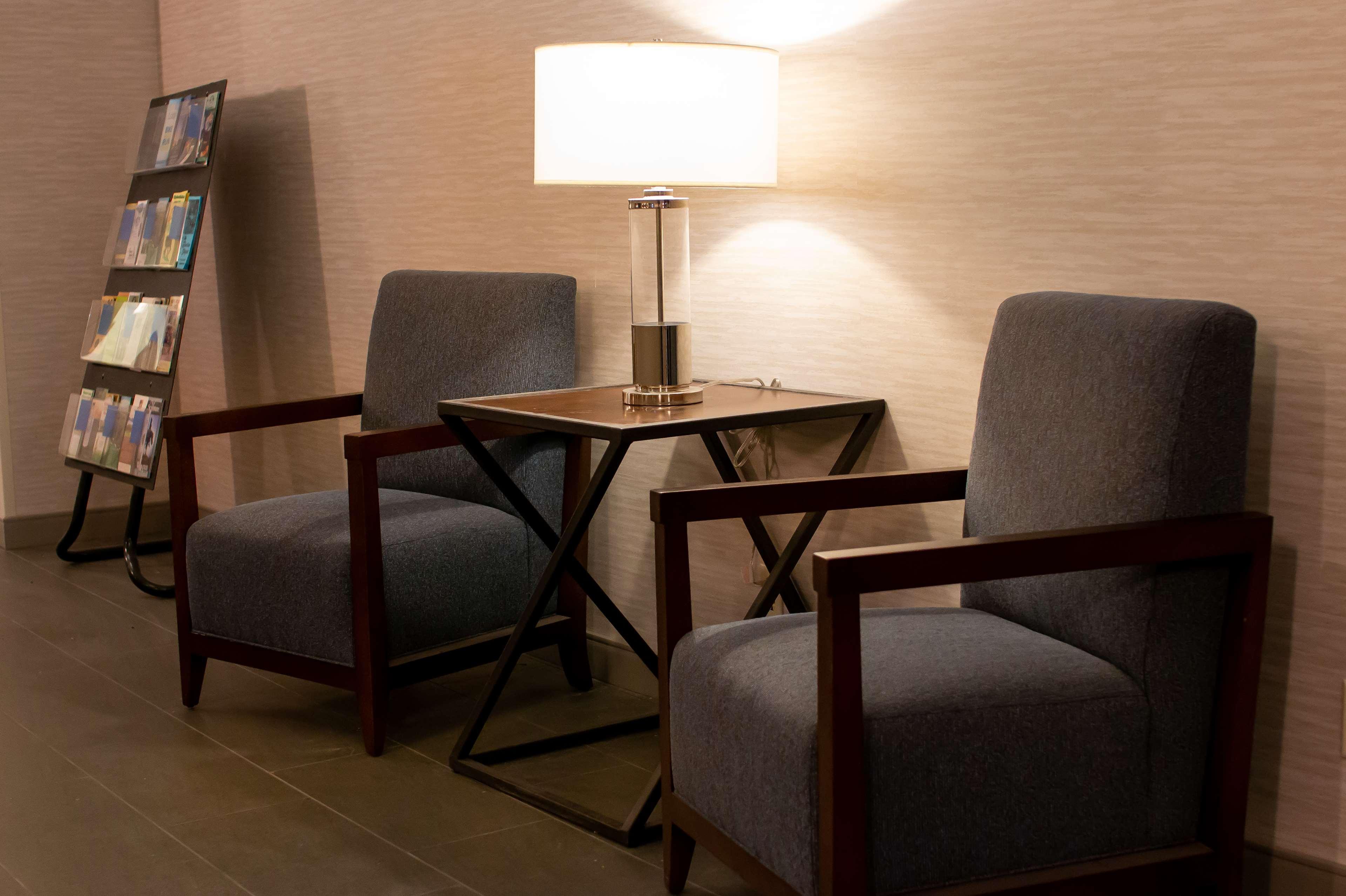 Radisson Hotel And Conference Center פונד דו לאק מראה חיצוני תמונה