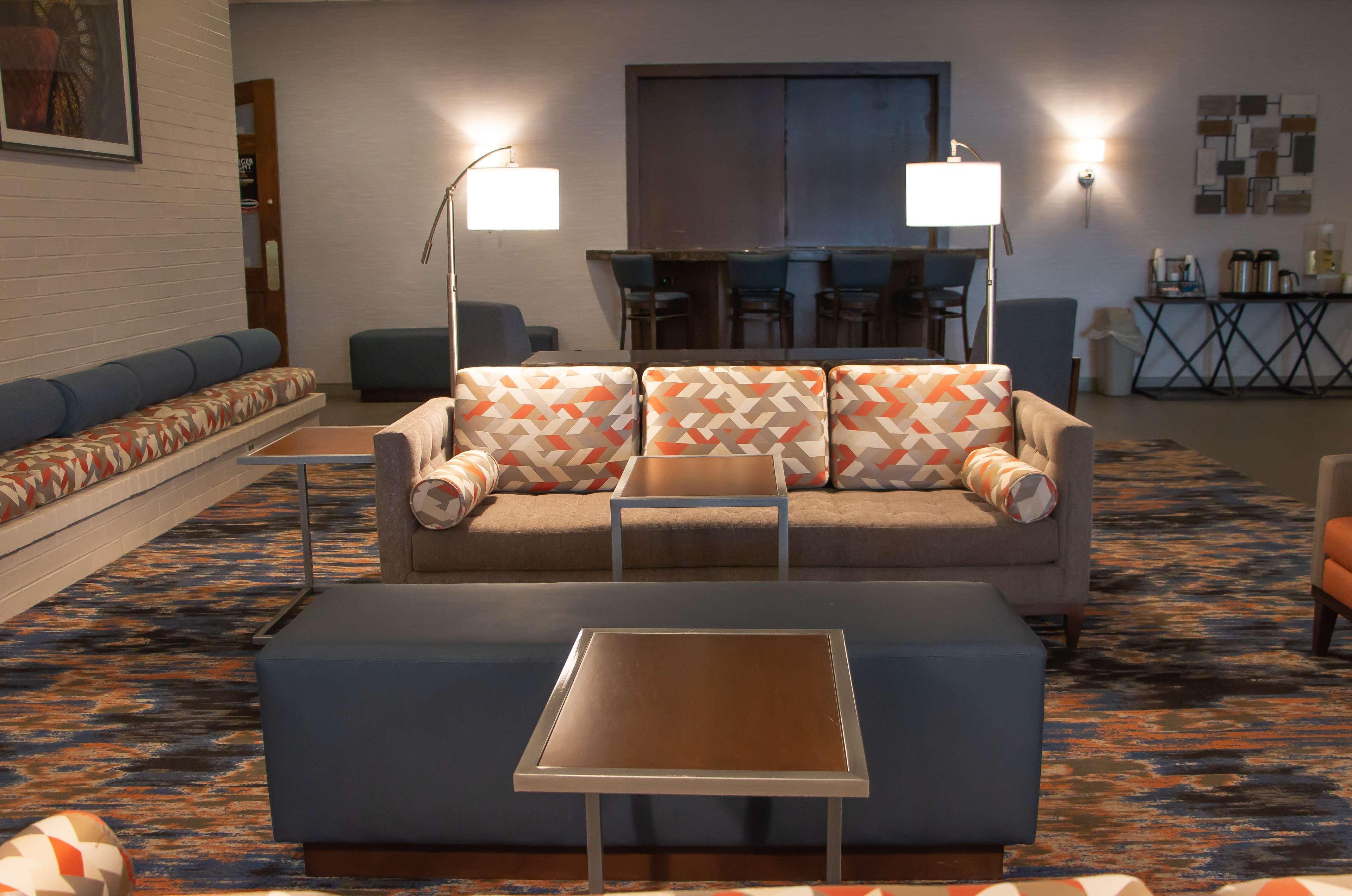 Radisson Hotel And Conference Center פונד דו לאק מראה חיצוני תמונה